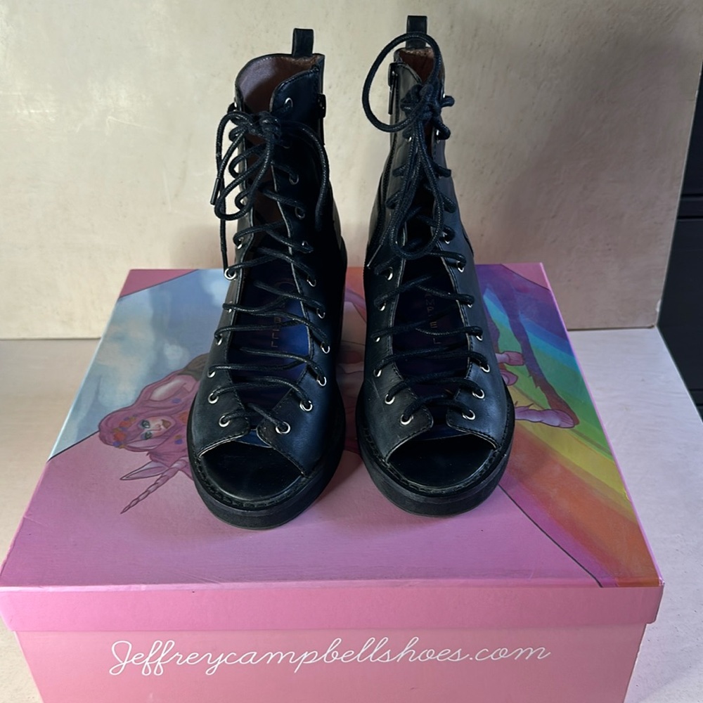 Jeffrey Cambell